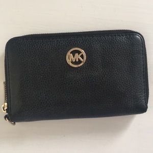 Used MK wallet